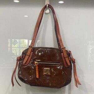 Dooney & Bourke Brown Women's Shiny Vinyl Red Interior Shoulder Bag Purse
